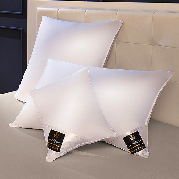 Brinkhaus The Chalet Side Sleeper Pillow